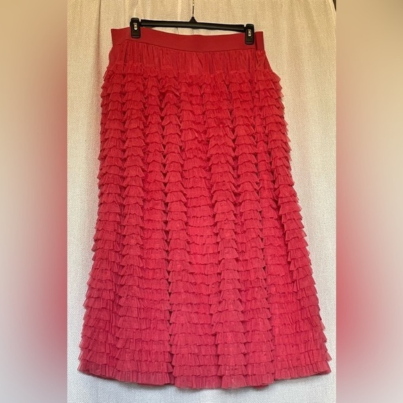 Boden Rachael skirt.  Hard to find!  Sold out quickly - Picture 3 of 10
